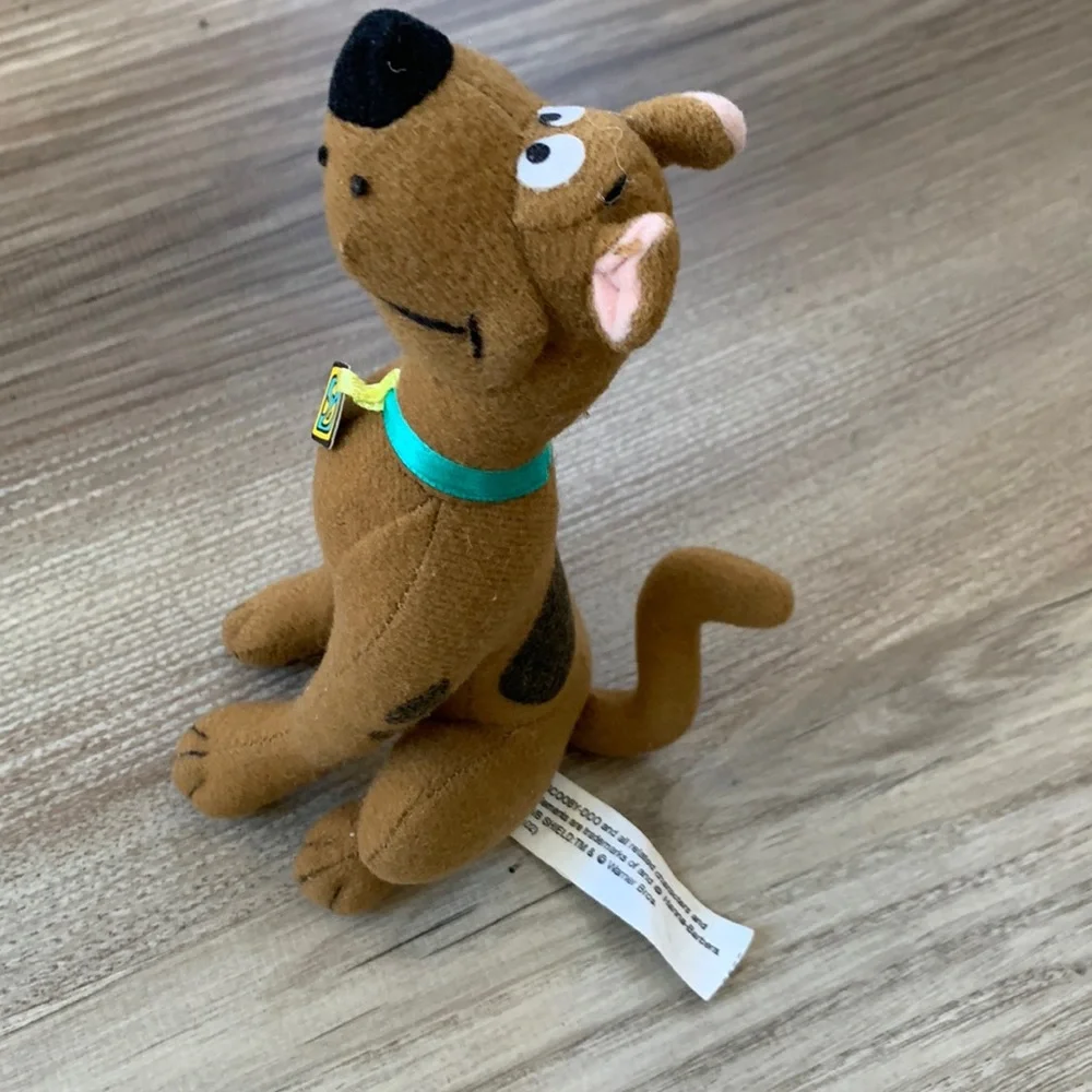 Vintage Scooby-Doo Scooby Dog WB Warner Bros Stuffed Plush ScoobyDoo Toy